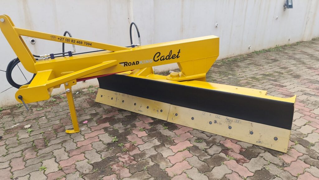 Roadking Cadet three-point linkage grader